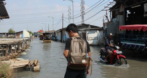 Banjir Rob Kembali Terjang Pantura di Genuk dan Kaligawe